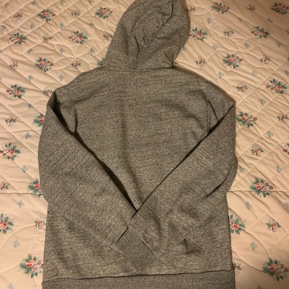 Men’s Old Navy Pull Over Hoodie (Large). - Picture 2 of 2